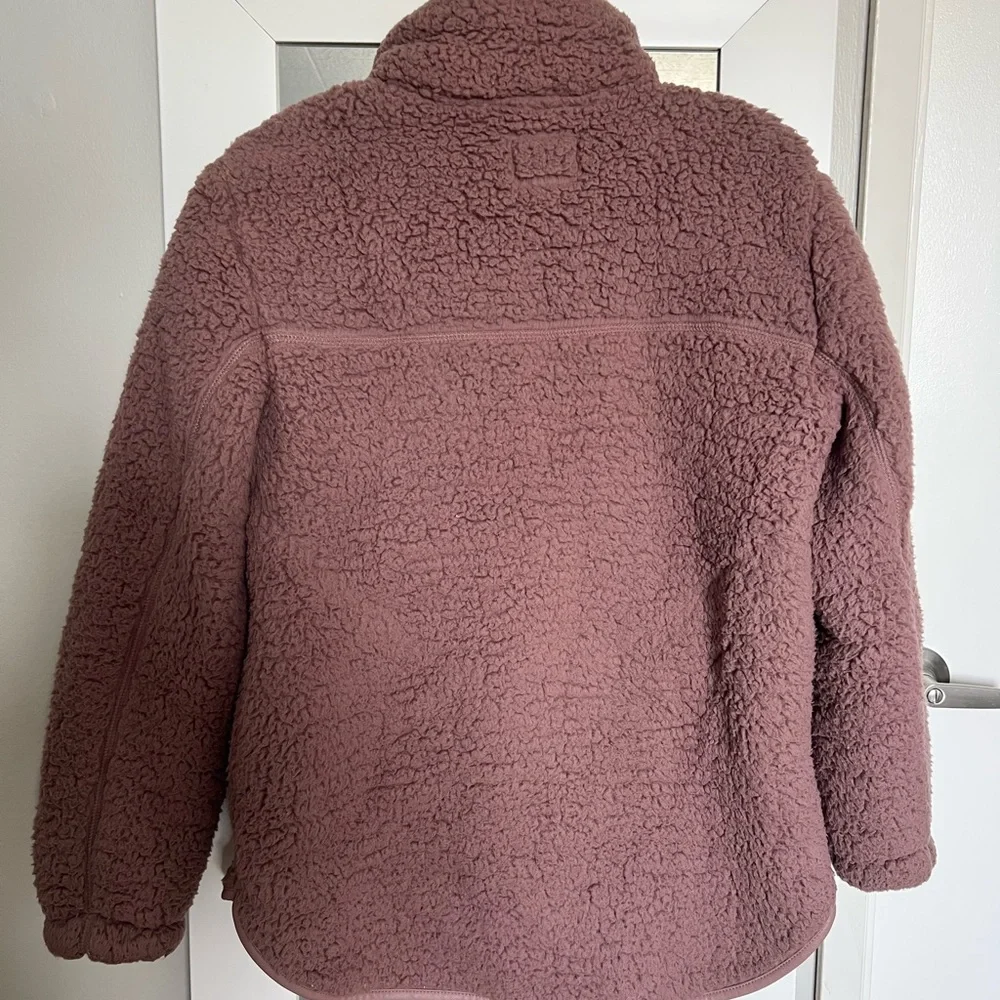 Sherpa Half-Zip Elevated Trim Sweatshirt - Picture 4 of 5